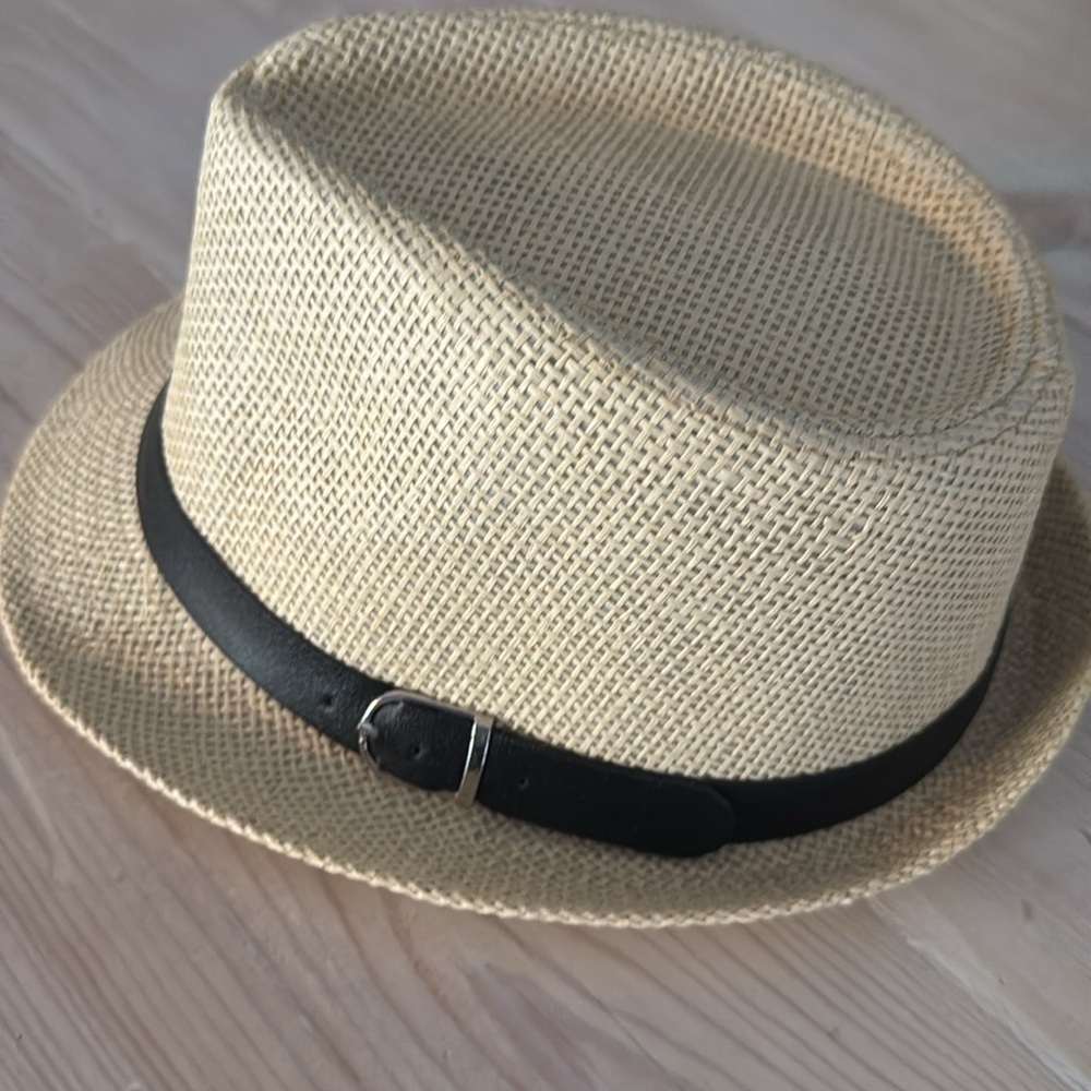 Hat - Picture 4 of 5
